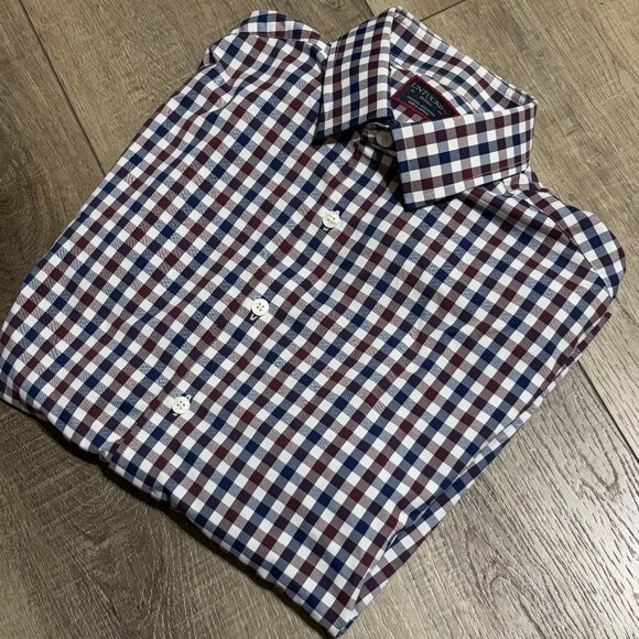 UNTUCKit Performance Shirt Men's Small Navy Burgundy Check Stretch Nylon - Picture 1 of 12